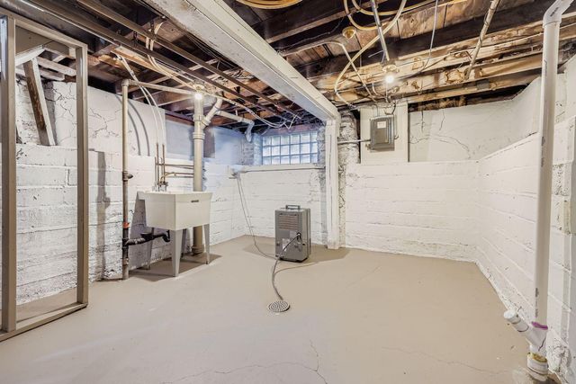 2630 14th Avenue S, Minneapolis, MN 55407