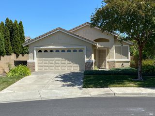 331 Pippin Ct, Vacaville, CA 95687