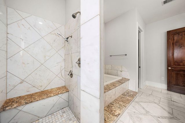 2022 Sabine Street, Houston, TX 77007