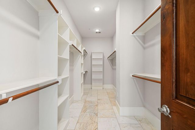 2022 Sabine Street, Houston, TX 77007
