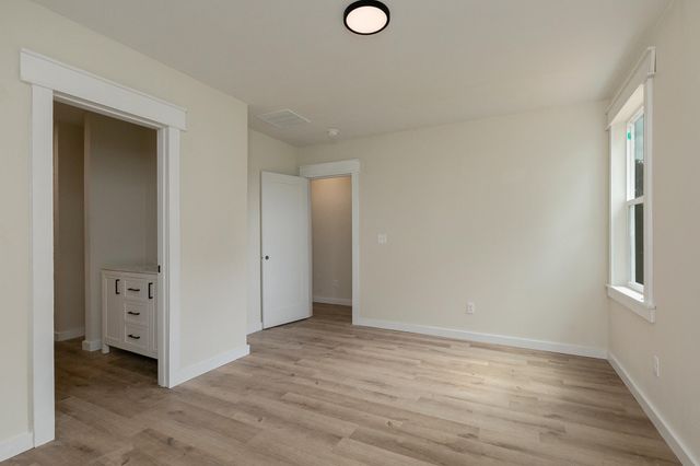 308 E Washington Street, Pierce City, MO 65723