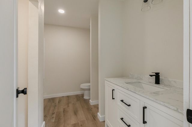 308 E Washington Street, Pierce City, MO 65723