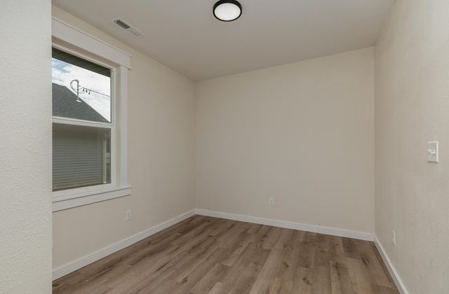 308 E Washington Street, Pierce City, MO 65723