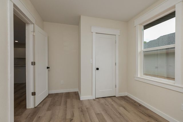 308 E Washington Street, Pierce City, MO 65723