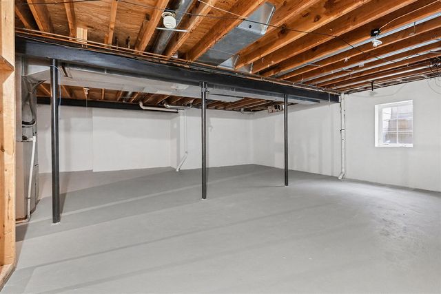 8084 Creek Bend Drive, Ypsilanti, MI 48197