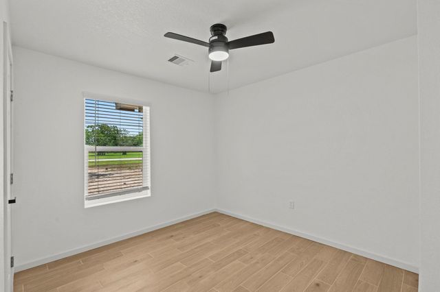 16119 Blue Bird Street, Santa Fe, TX 77517