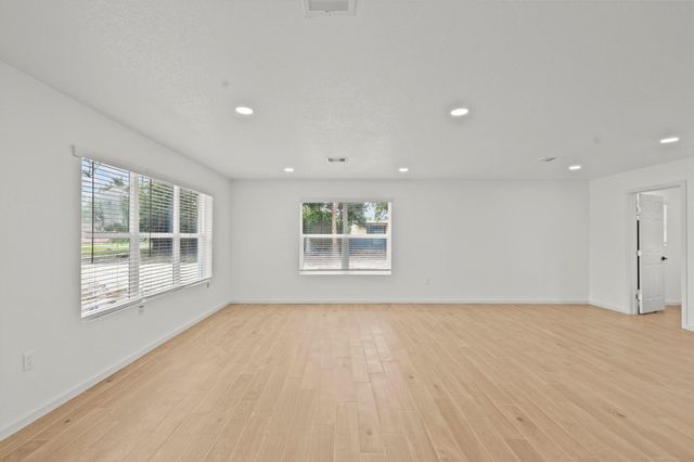 16119 Blue Bird Street, Santa Fe, TX 77517