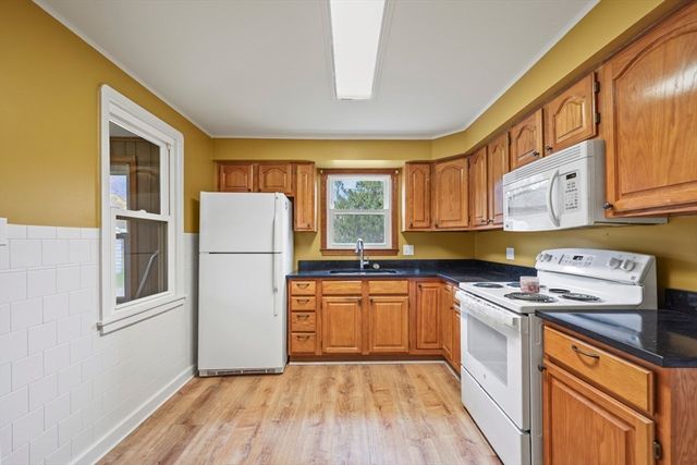 227 Protection, North Adams, MA 01247