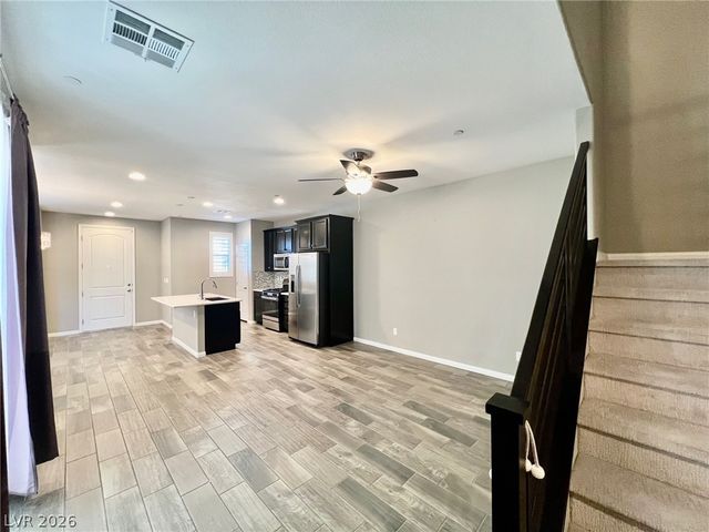 961 East Sunset Road 961, Henderson, NV 89011