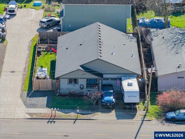 806 Wassom St, Lebanon, OR 97355