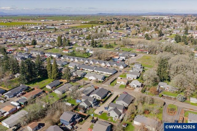 806 Wassom St, Lebanon, OR 97355