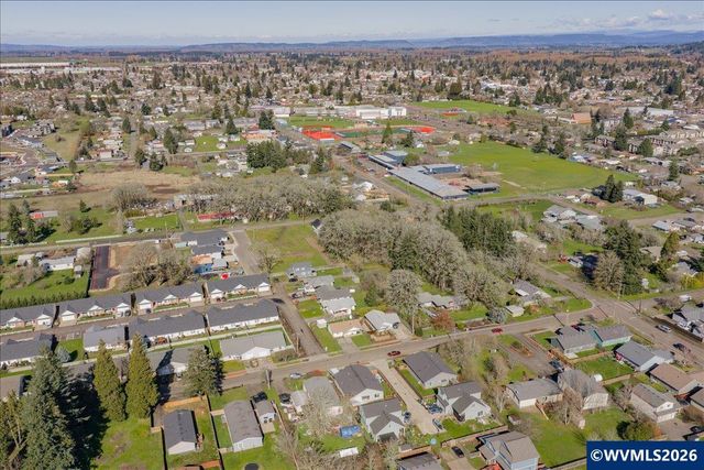 806 Wassom St, Lebanon, OR 97355