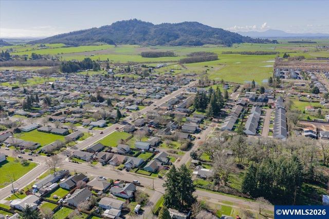 806 Wassom St, Lebanon, OR 97355