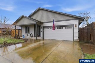 806 Wassom St, Lebanon, OR 97355