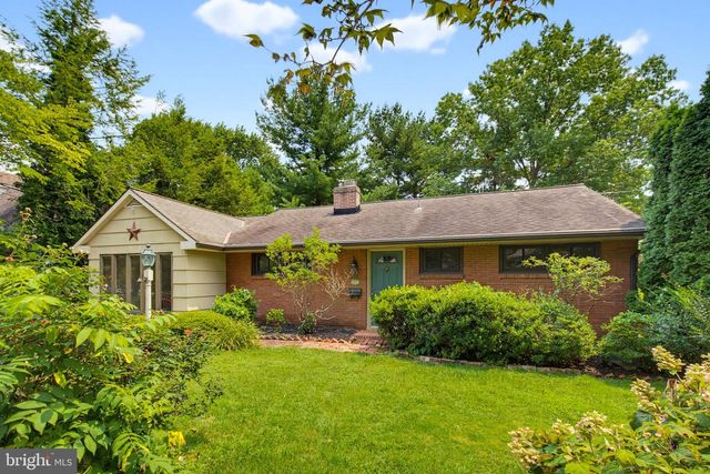 617 CAPRI RD, Lancaster, PA 17603