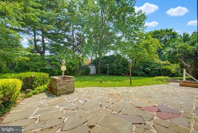 617 CAPRI RD, Lancaster, PA 17603