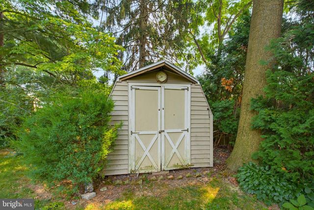 617 CAPRI RD, Lancaster, PA 17603