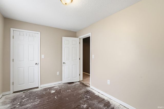 920 First Street, Huntington, IN 46750