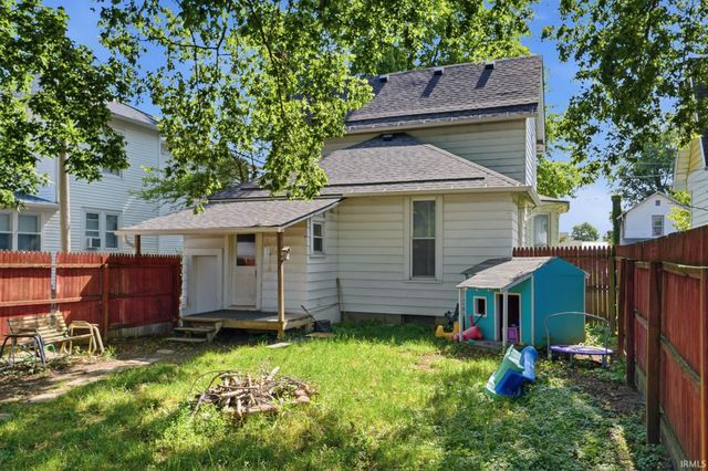 920 First Street, Huntington, IN 46750