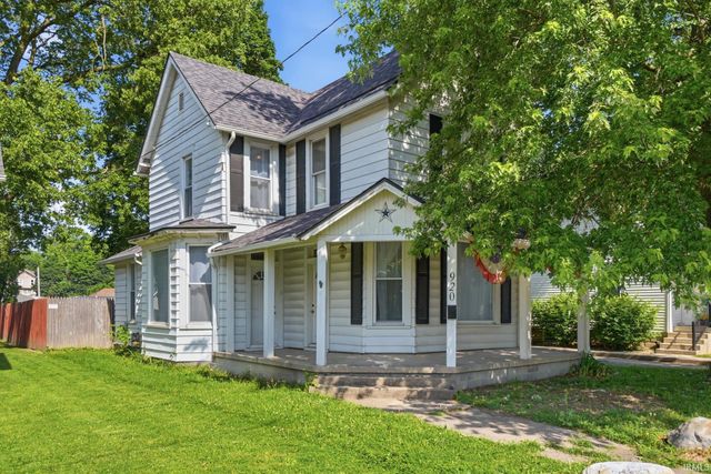 920 First Street, Huntington, IN 46750