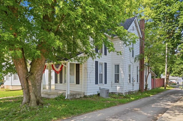 920 First Street, Huntington, IN 46750