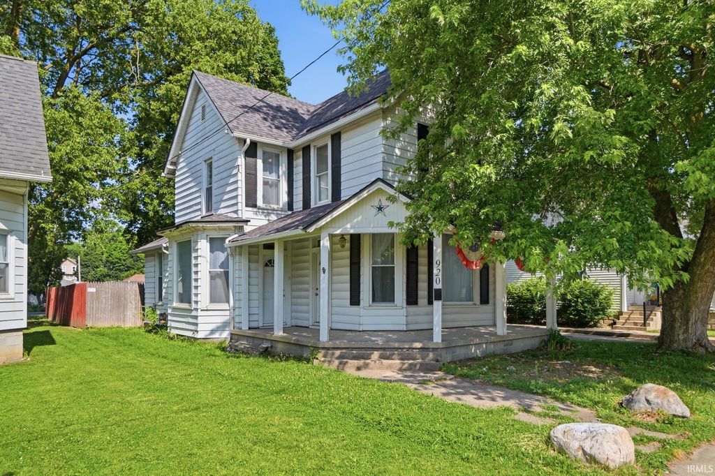 920 First Street, Huntington, IN 46750