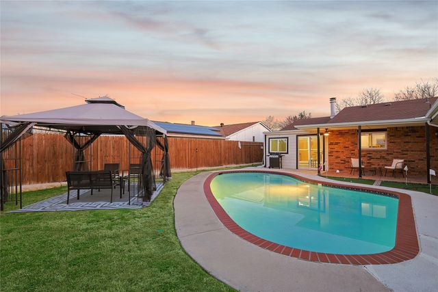5632 Terry Street, The Colony, TX 75056