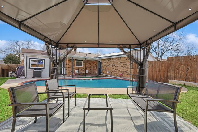 5632 Terry Street, The Colony, TX 75056
