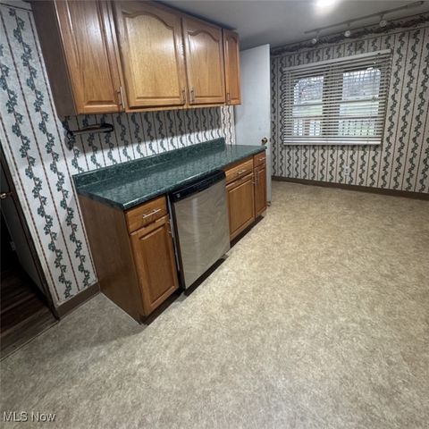 475 Munroe Falls Road, Tallmadge, OH 44278