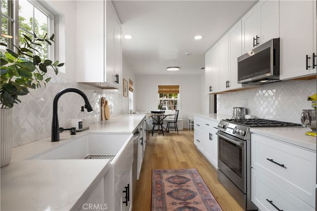 6541 E Walkerton, Long Beach, CA 90808