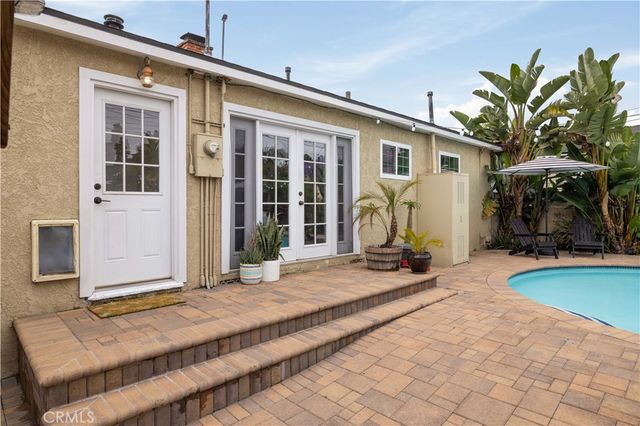 6541 E Walkerton, Long Beach, CA 90808