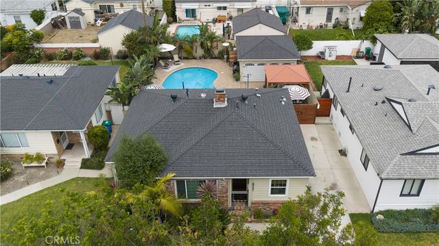 6541 E Walkerton, Long Beach, CA 90808