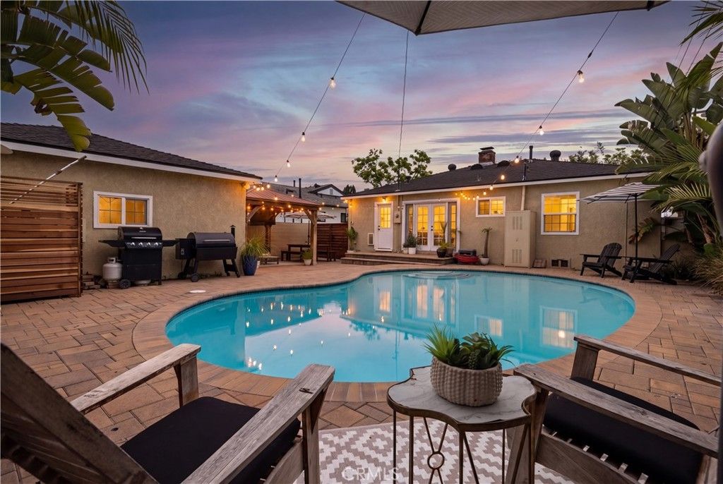 6541 E Walkerton, Long Beach, CA 90808