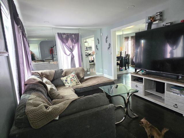 14218 S Stewart Avenue, Riverdale, IL 60827