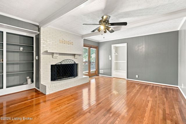 1000 Cliffwood Dr, Goshen, KY 40026