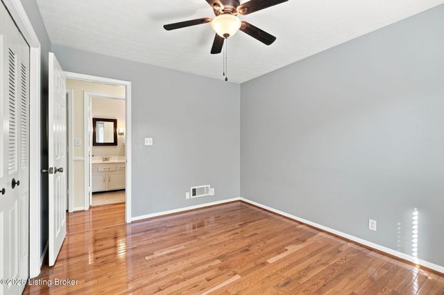 1000 Cliffwood Dr, Goshen, KY 40026