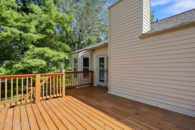 1000 Cliffwood Dr, Goshen, KY 40026