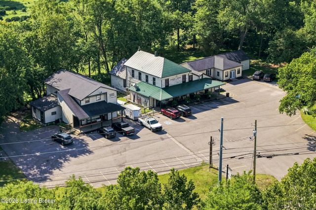 1000 Cliffwood Dr, Goshen, KY 40026