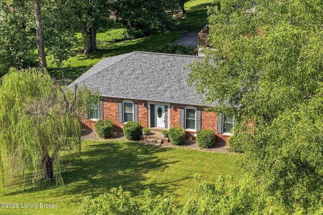 1000 Cliffwood Dr, Goshen, KY 40026