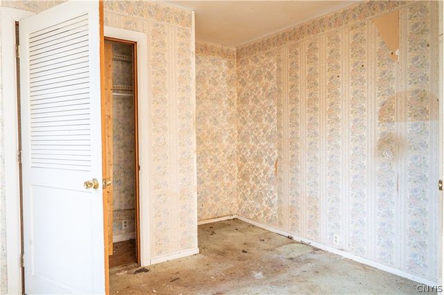 6858 Fairway Drive, Westmoreland, NY 13490