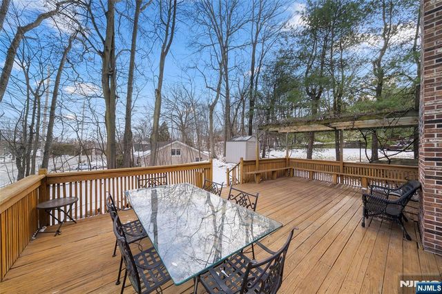 197 Kinderkamack Road, Oradell, NJ 07649