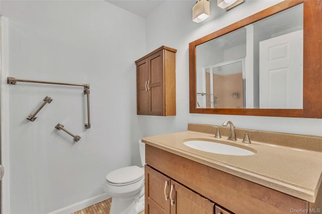 51 Jefferson Oval D, Yorktown Heights, NY 10598