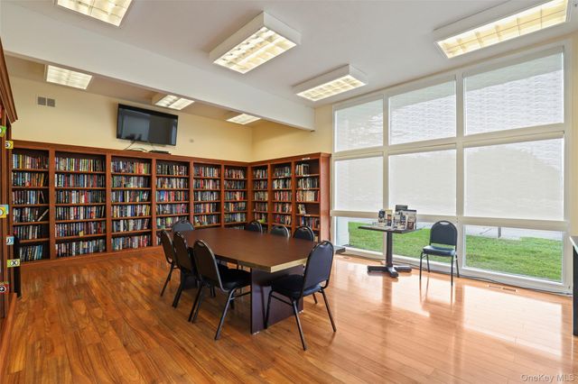 51 Jefferson Oval D, Yorktown Heights, NY 10598