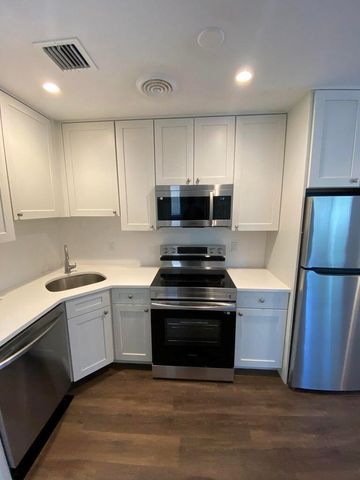 332 Walton Boulevard, West Palm Beach, FL 33405