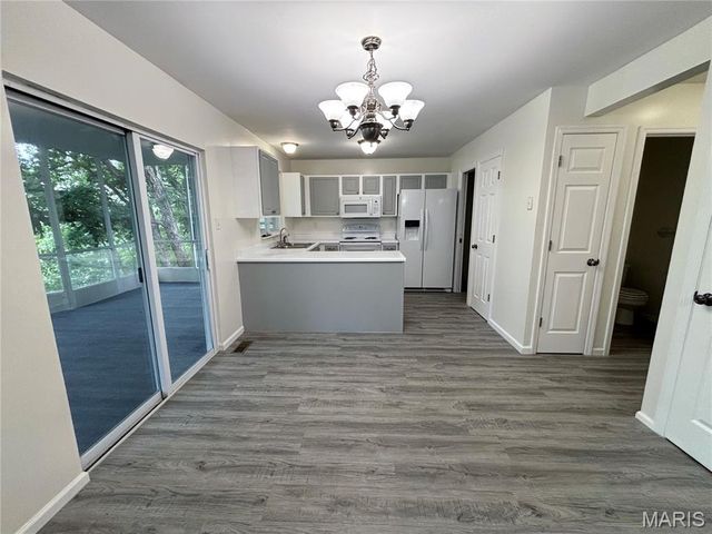 408 Bethany Court, Valley Park, MO 63088