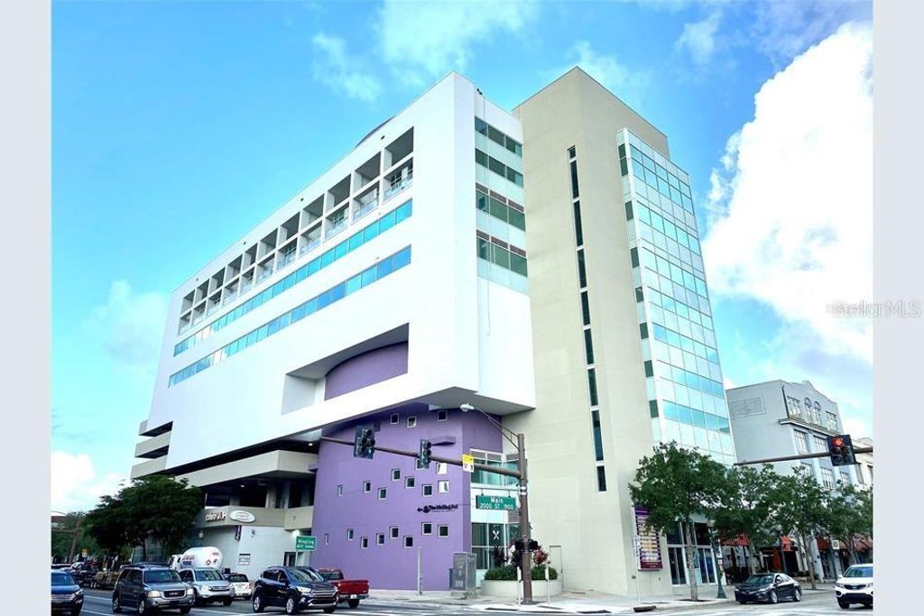 1990 MAIN STREET 10, Sarasota, FL 34236