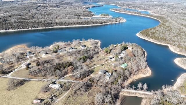 22236 Evergreen Court, Golden, MO 65658