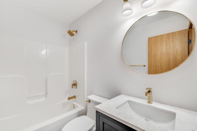 632 Partridge PARKWAY, Genoa City, WI 53128