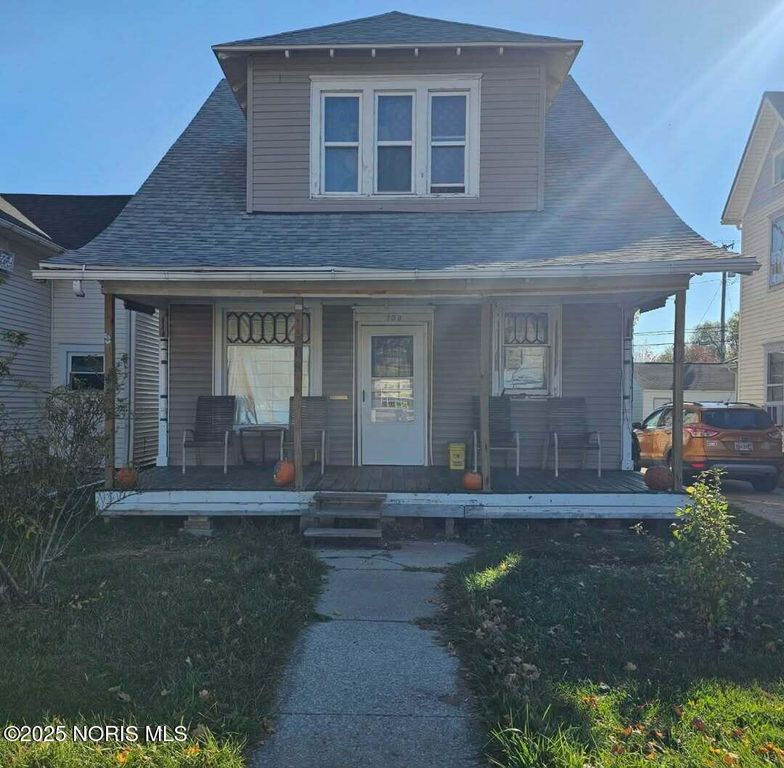 709 Wayne Avenue, Defiance, OH 43512