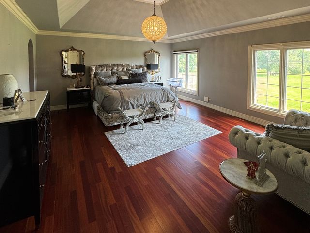 16W122 91st Street, Burr Ridge, IL 60527